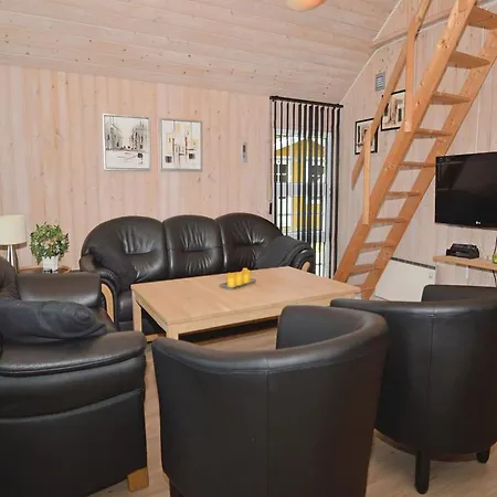 2 Bedroom In Holiday home *